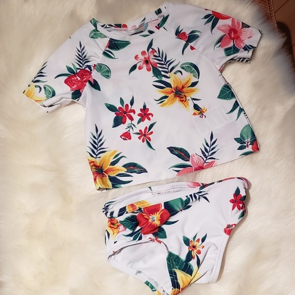 Bathing Suit - Picture 1 of 1